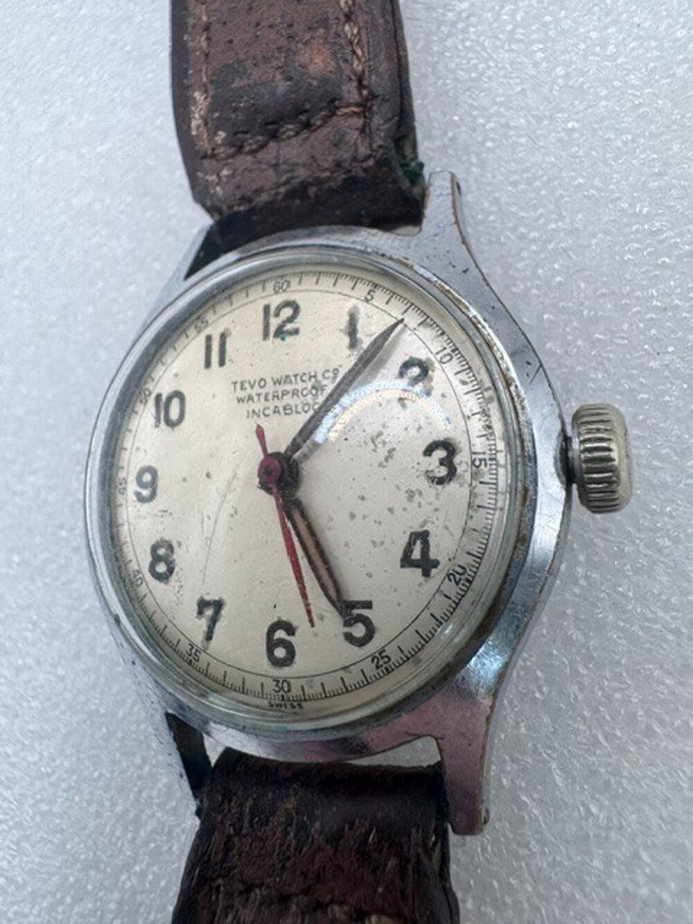 Vintage Swiss Made Tevo Incabloc Mens Mechanical Watch military-style, 1940s–50s